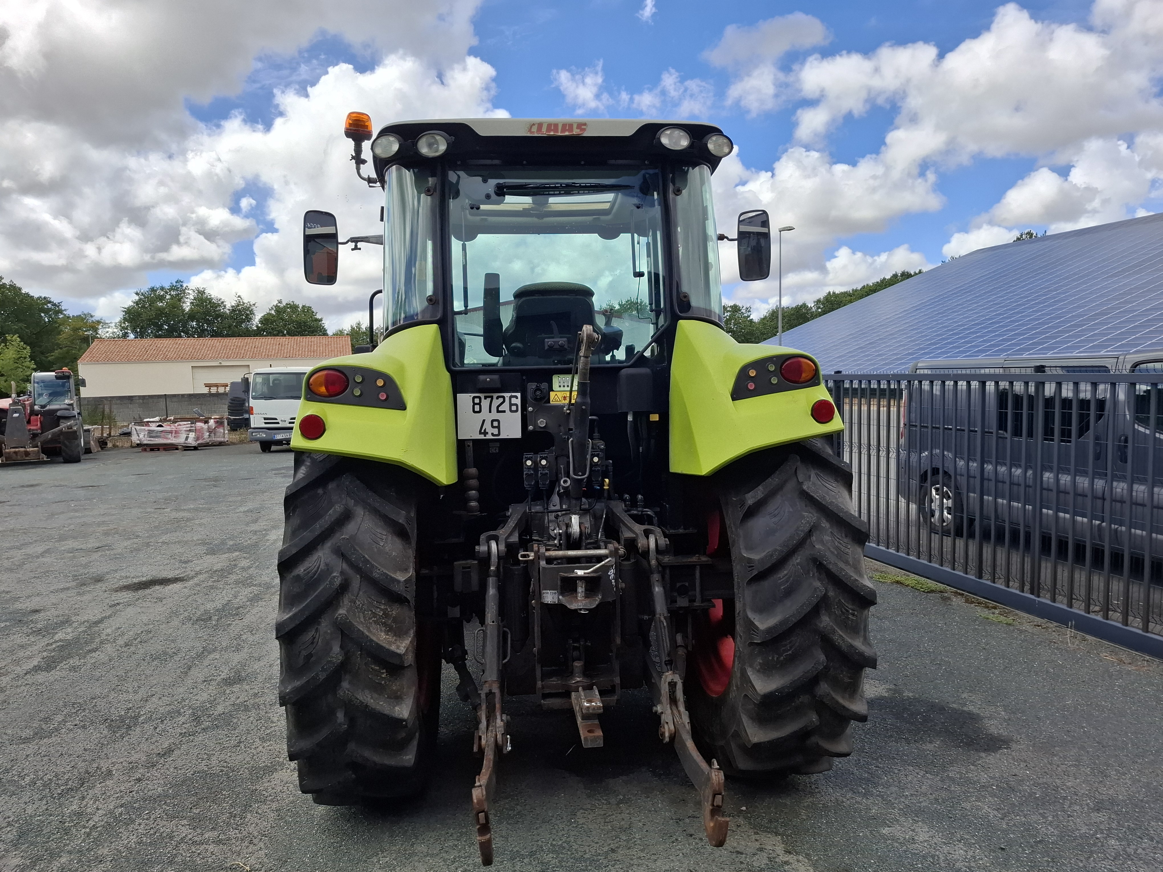 Claas Arion 410