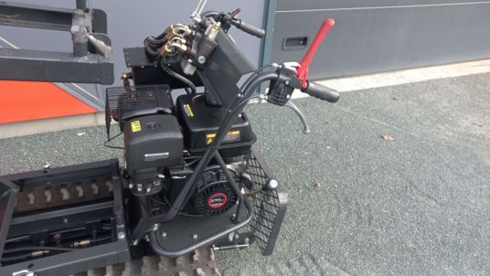 Brouette à moteur élévatrice