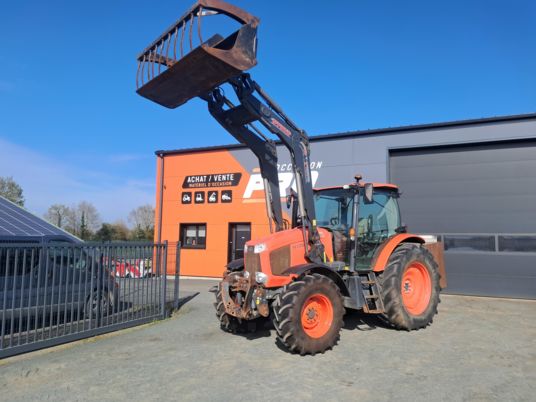 Kubota M135GX