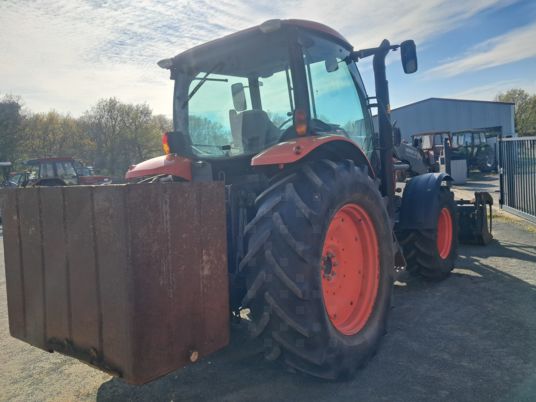 Kubota M135GX