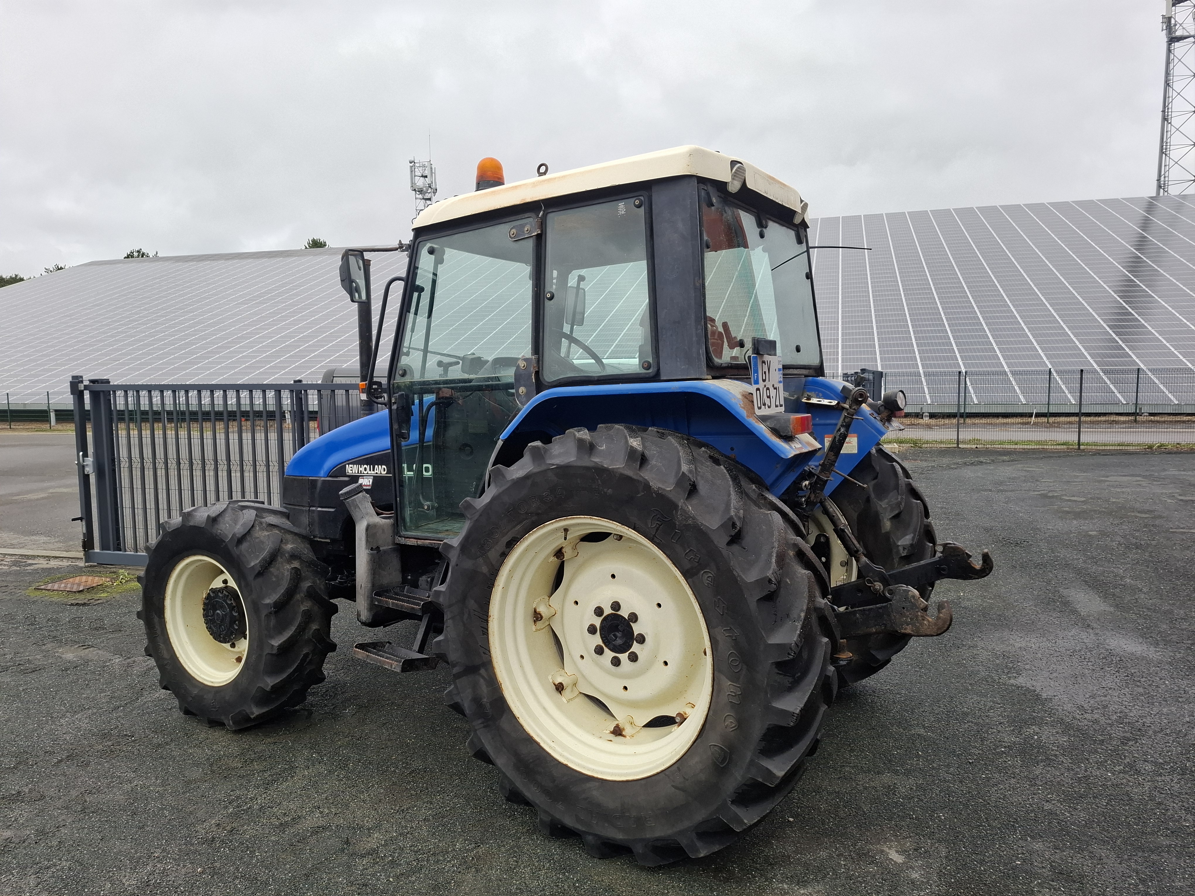 New Holland TL90