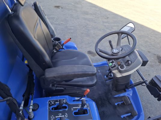 Iseki SF438